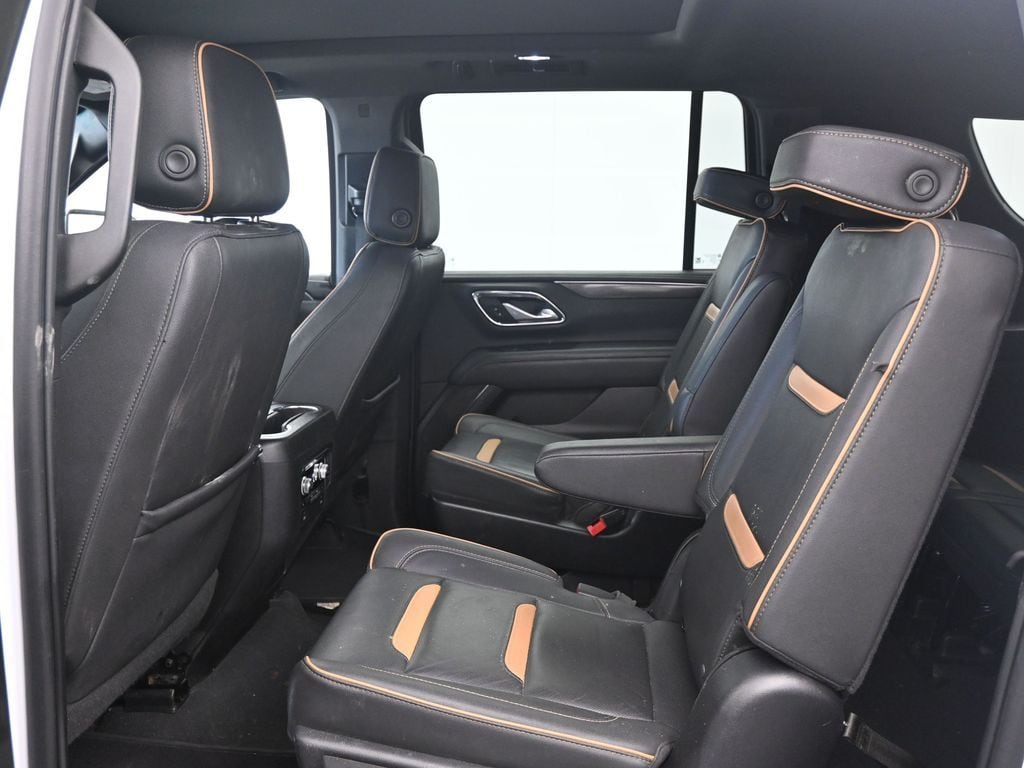 2022 GMC Yukon XL AT4 - Photo 12