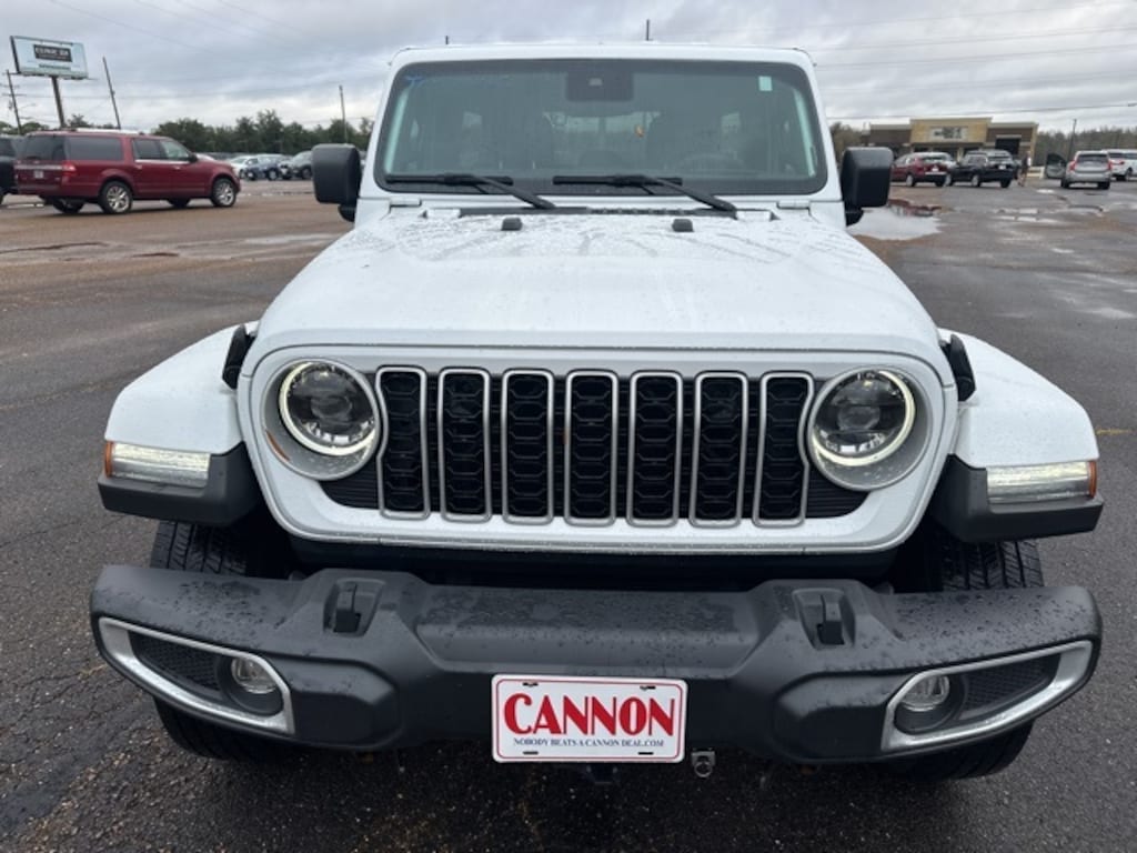 Used 2024 Jeep Wrangler Sahara SUV