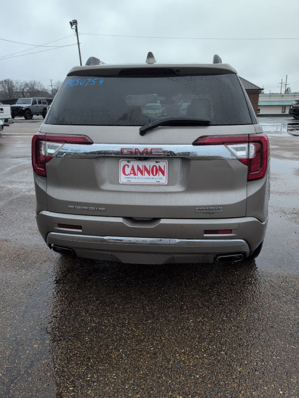 Used 2022 GMC Acadia Denali SUV