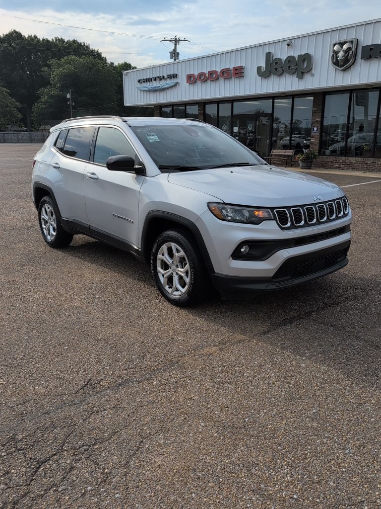 2024 Jeep Compass Latitude 4X4's photo