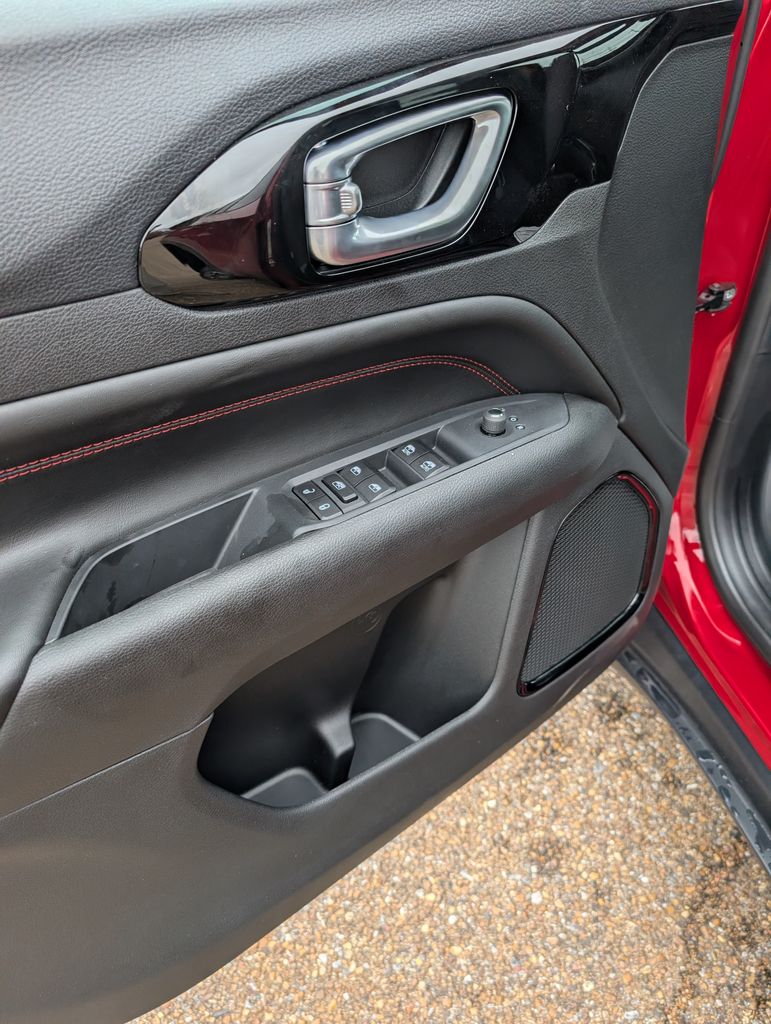 2026 Jeep Compass Trailhawk - Photo 14