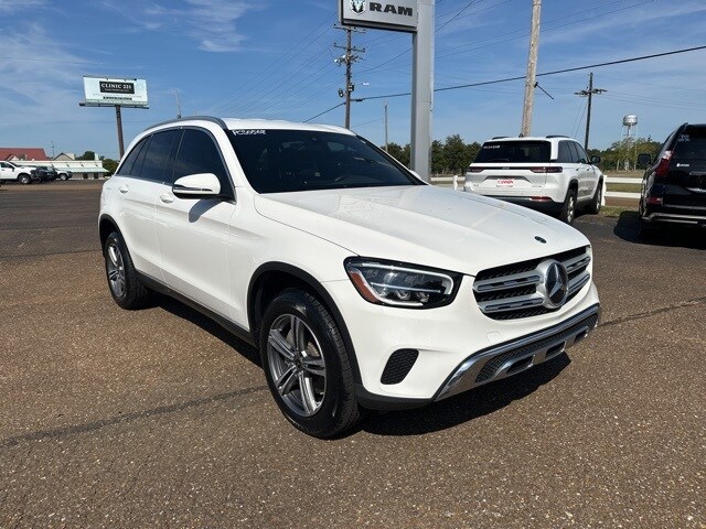 2020 Mercedes Benz GLC 300 4MATIC photo 2