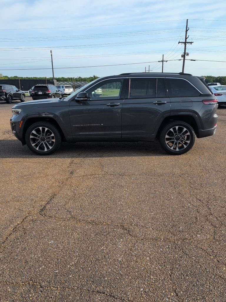 2024 Jeep Grand Cherokee Overland - Photo 9