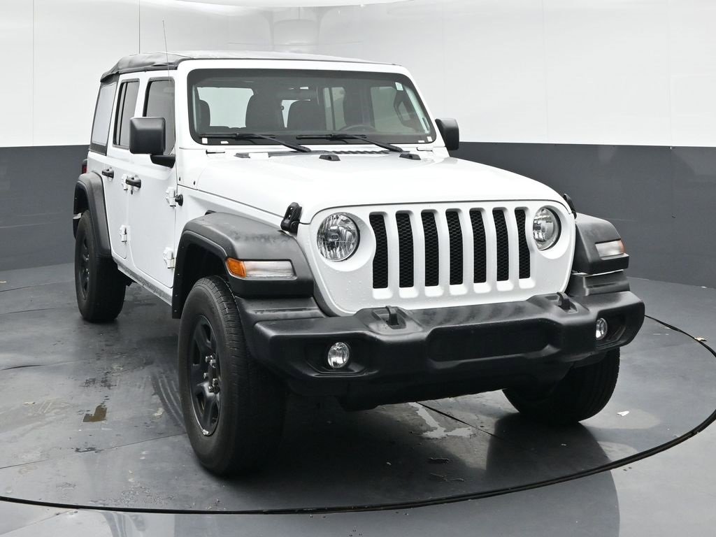 2022 Jeep Wrangler Unlimited Sport photo 2