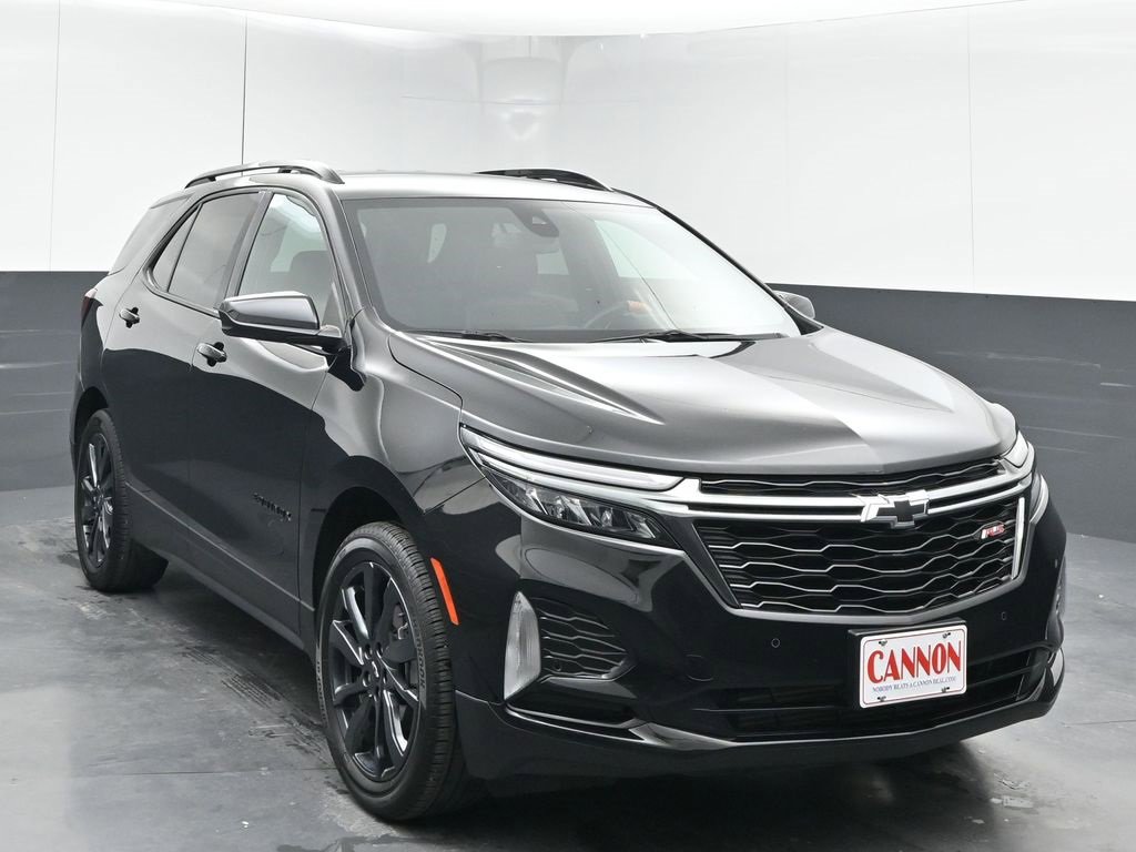 2023 Chevrolet Equinox RS photo 2