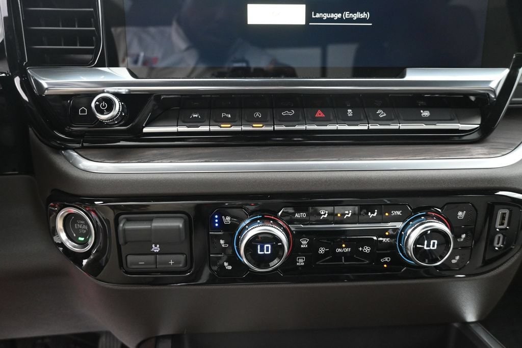 2026 GMC Sierra 1500 SLT - Photo 14
