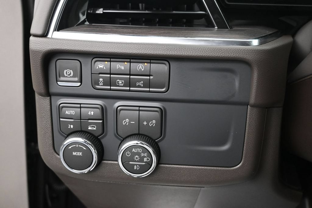 2026 Chevrolet Tahoe LT - Photo 18