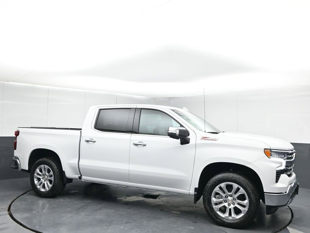 2026 Chevrolet Silverado 1500 LTZ's photo