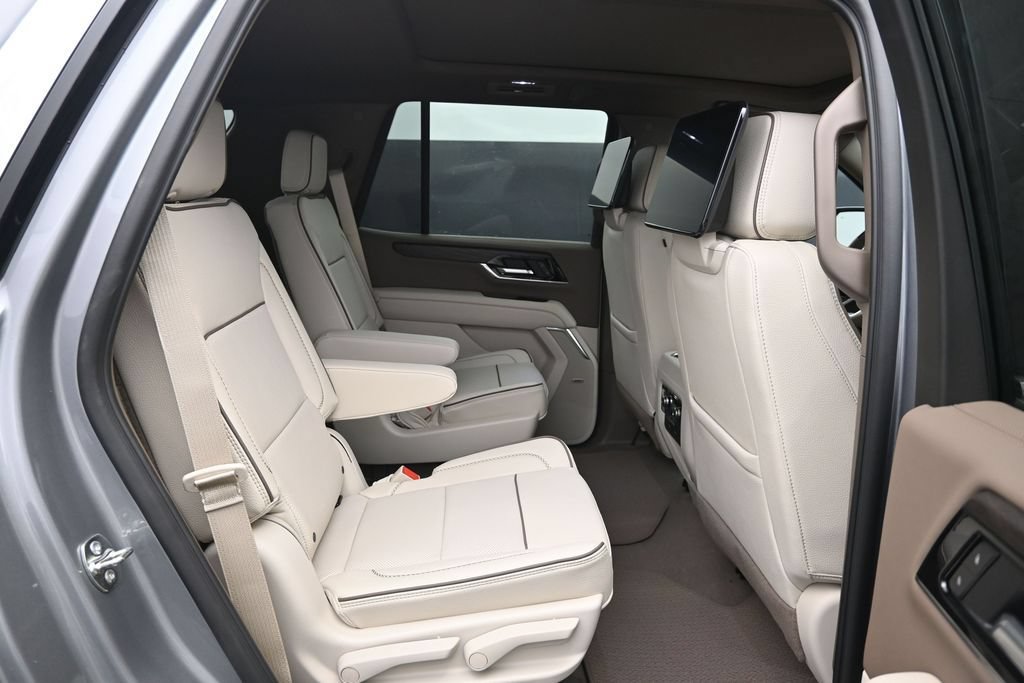 2026 GMC Yukon Denali - Photo 11