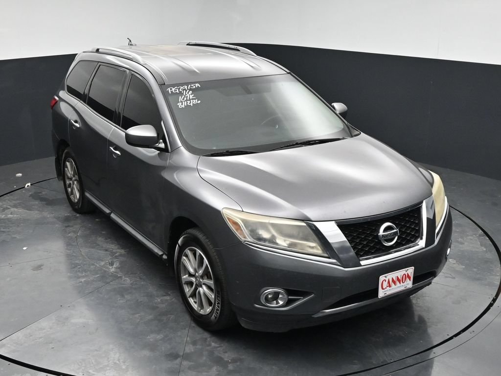 2016 Nissan Pathfinder SV