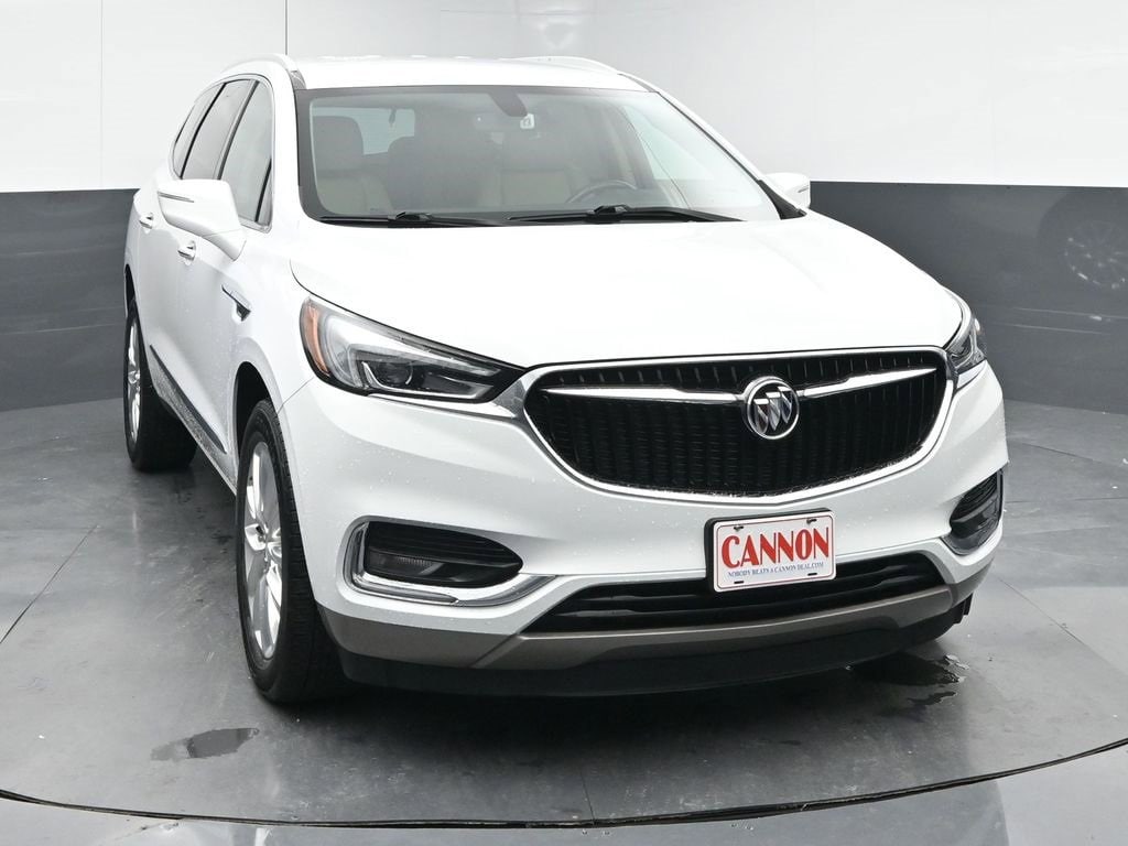 Used 2020 Buick Enclave Essence with VIN 5GAERBKW2LJ164567 for sale in West Point, MS
