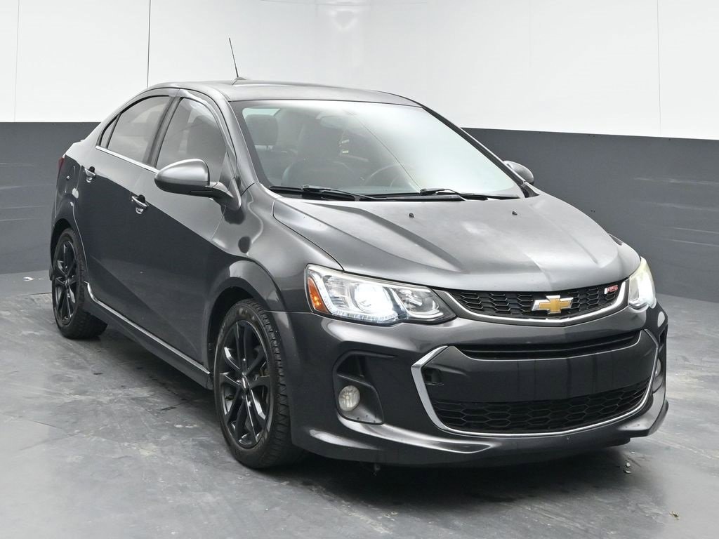 2017 Chevrolet Sonic Premier photo 2
