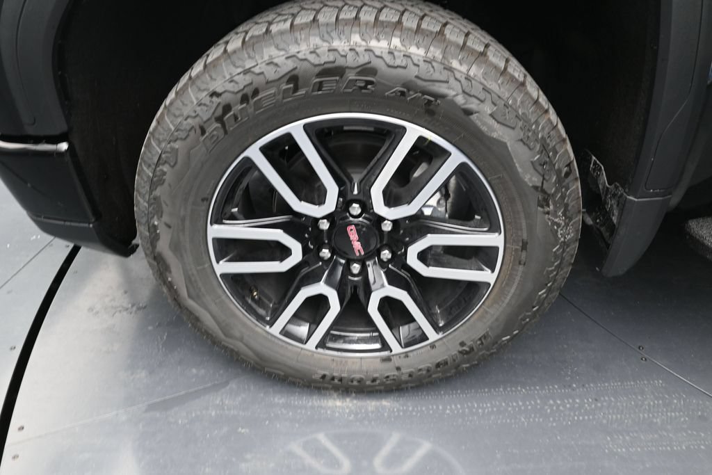 2026 GMC Sierra 1500 AT4 - Photo 18