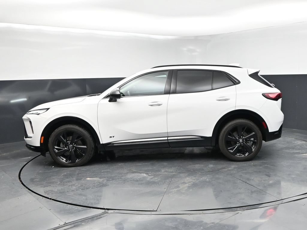 Used 2025 Buick Envision Sport Touring SUV