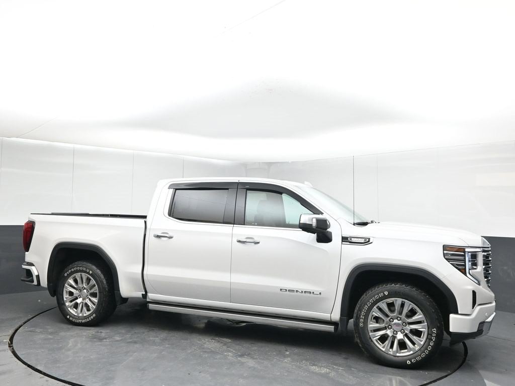 2025 GMC Sierra 1500 Denali's photo