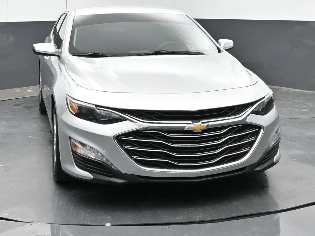 Used 2020 Chevrolet Malibu 1LT with VIN 1G1ZD5ST5LF075951 for sale in West Point, MS