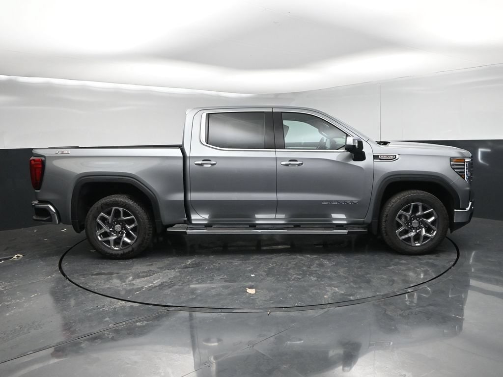 2026 GMC Sierra 1500 SLT - Photo 6