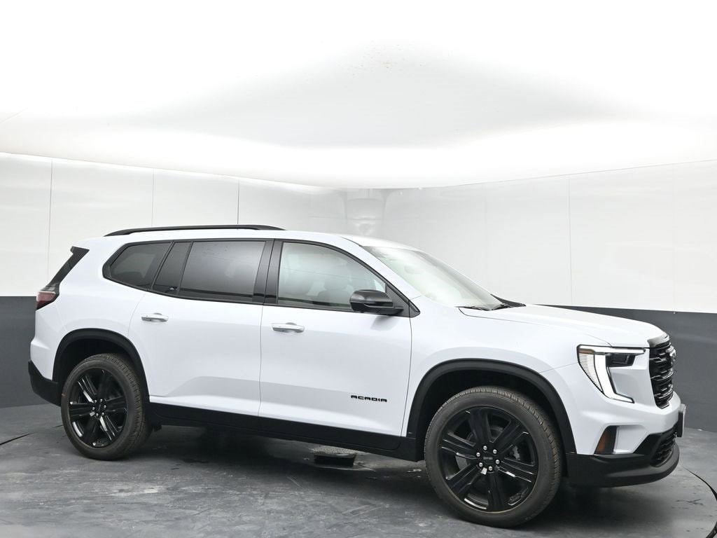 2026 GMC Acadia Elevation's photo