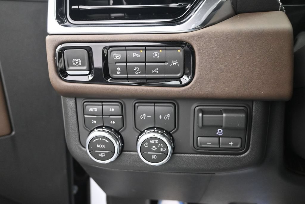 2026 GMC Yukon Denali Ultimate - Photo 20