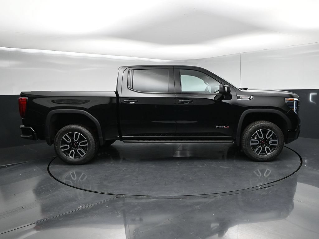 2026 GMC Sierra 1500 AT4 - Photo 8