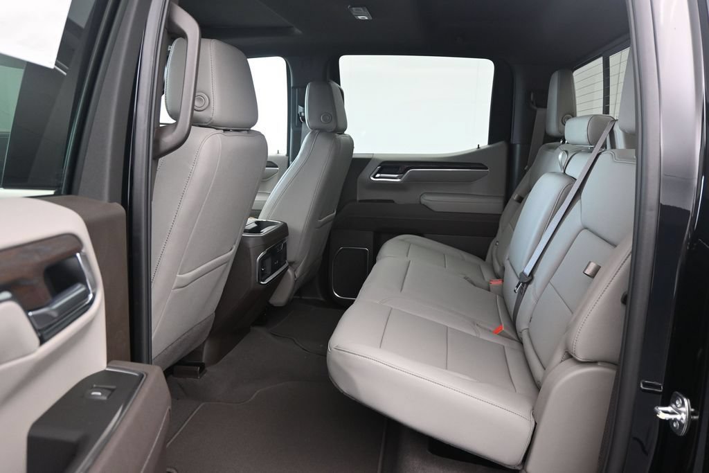 2026 GMC Sierra 1500 SLT - Photo 12