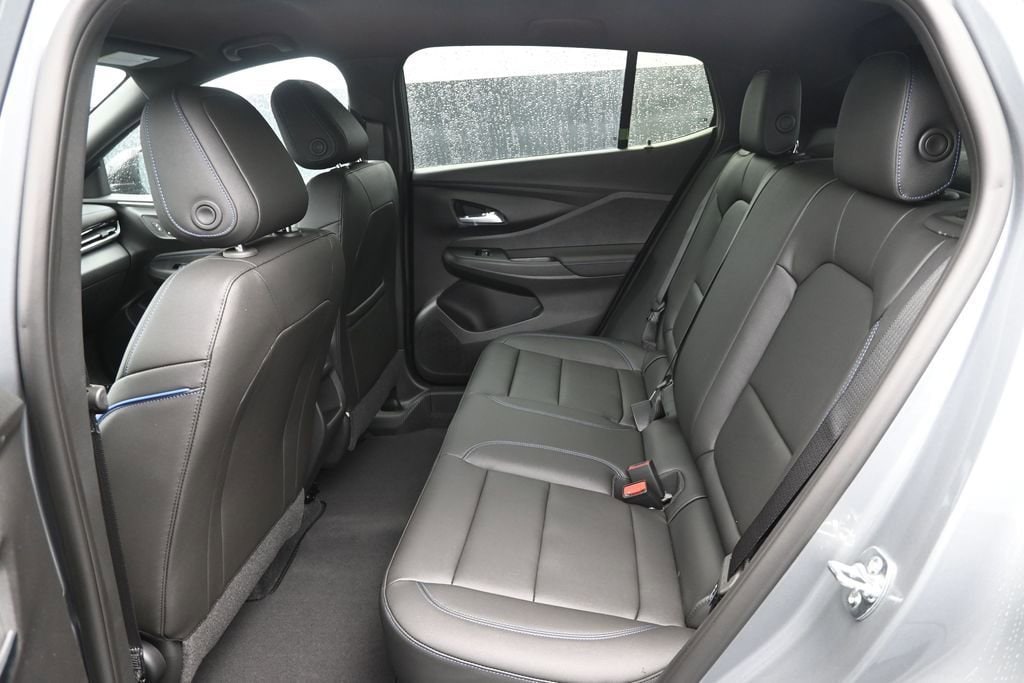 2026 Buick Envista Sport Touring - Photo 12