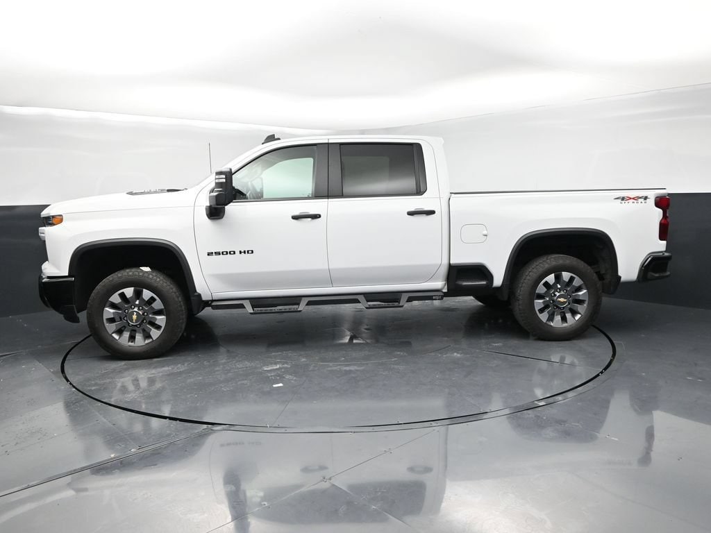 Used 2024 Chevrolet Silverado 2500 HD Custom Truck