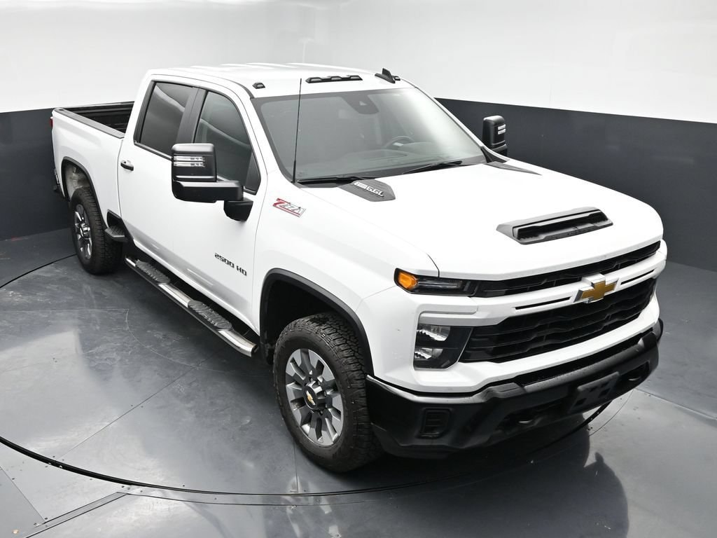 2026 Chevrolet Silverado 2500HD Custom