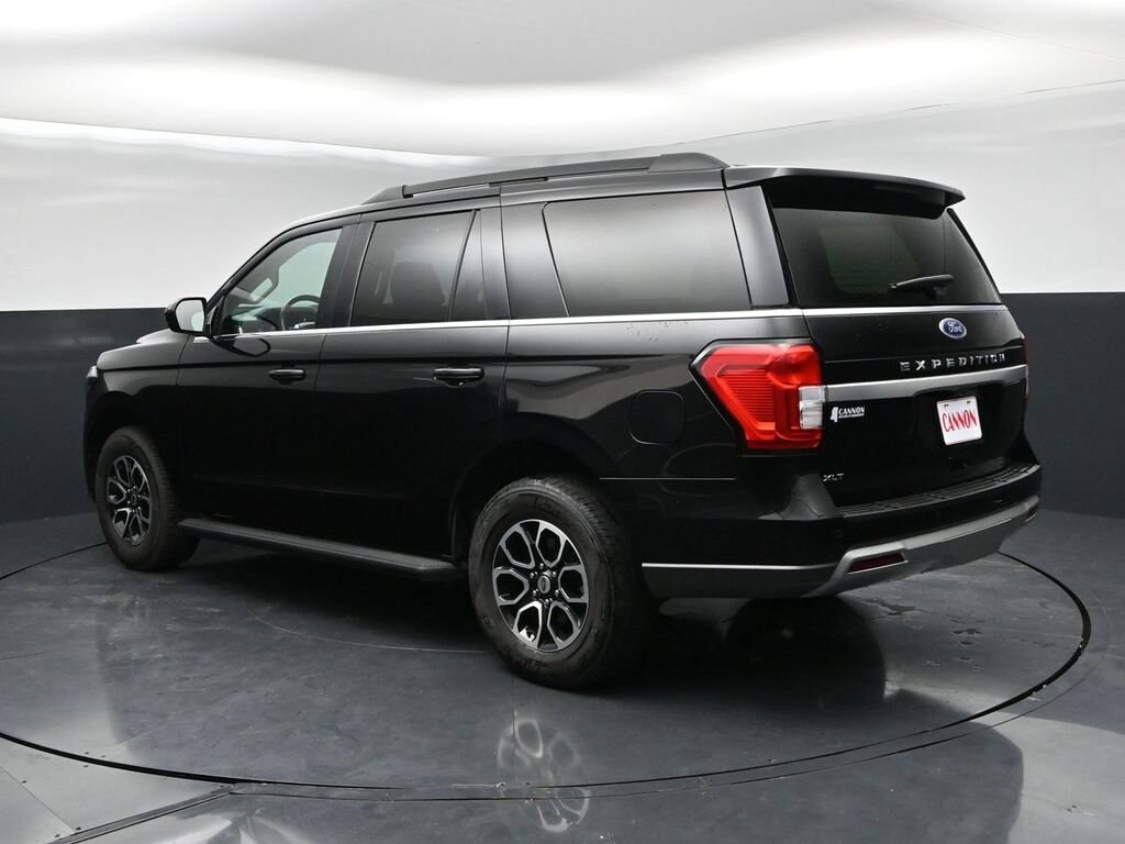 Used 2024 Ford Expedition XLT
