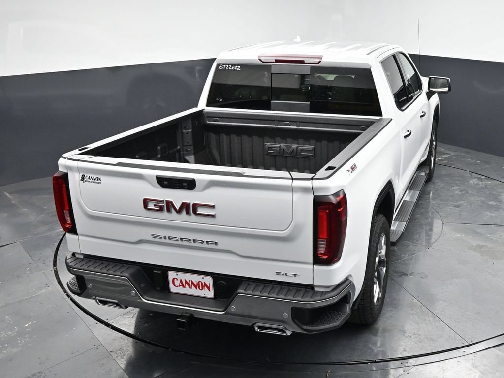 2026 GMC Sierra 1500 SLT - Photo 23