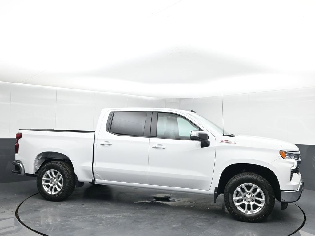 2026 Chevrolet Silverado 1500 LT's photo