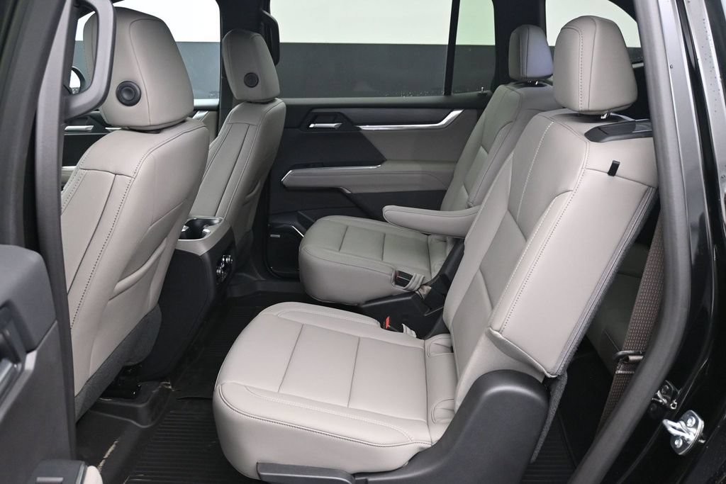 2026 GMC Acadia Elevation - Photo 12