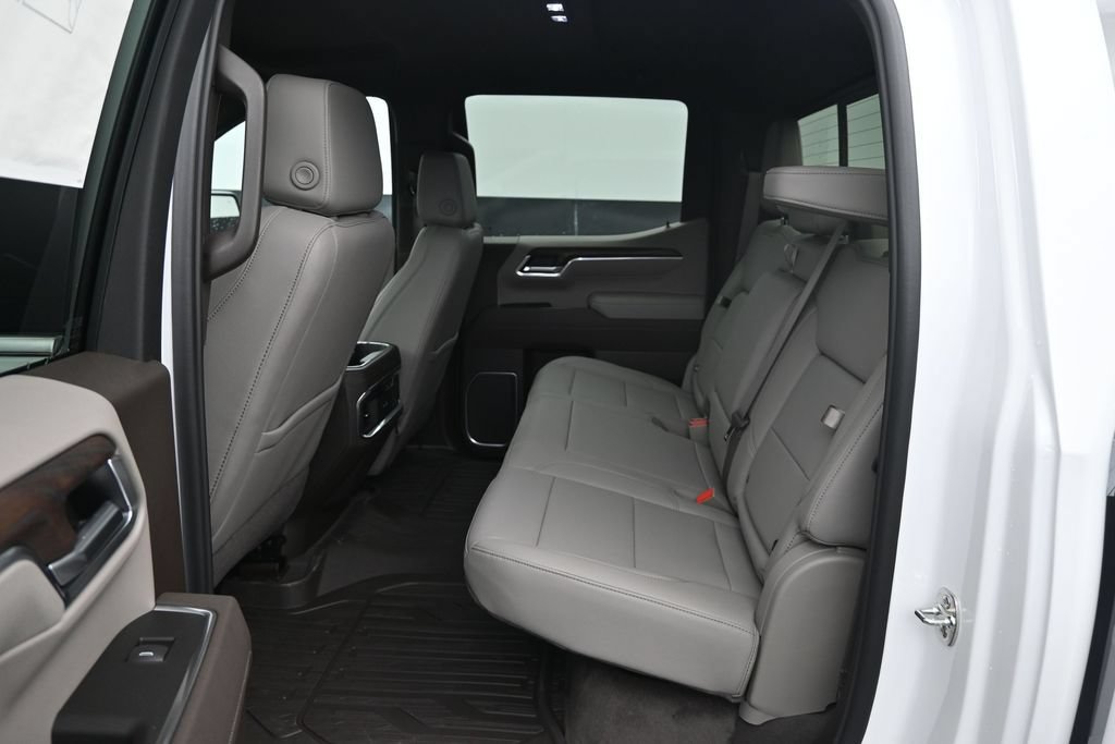 2026 GMC Sierra 1500 SLT - Photo 12