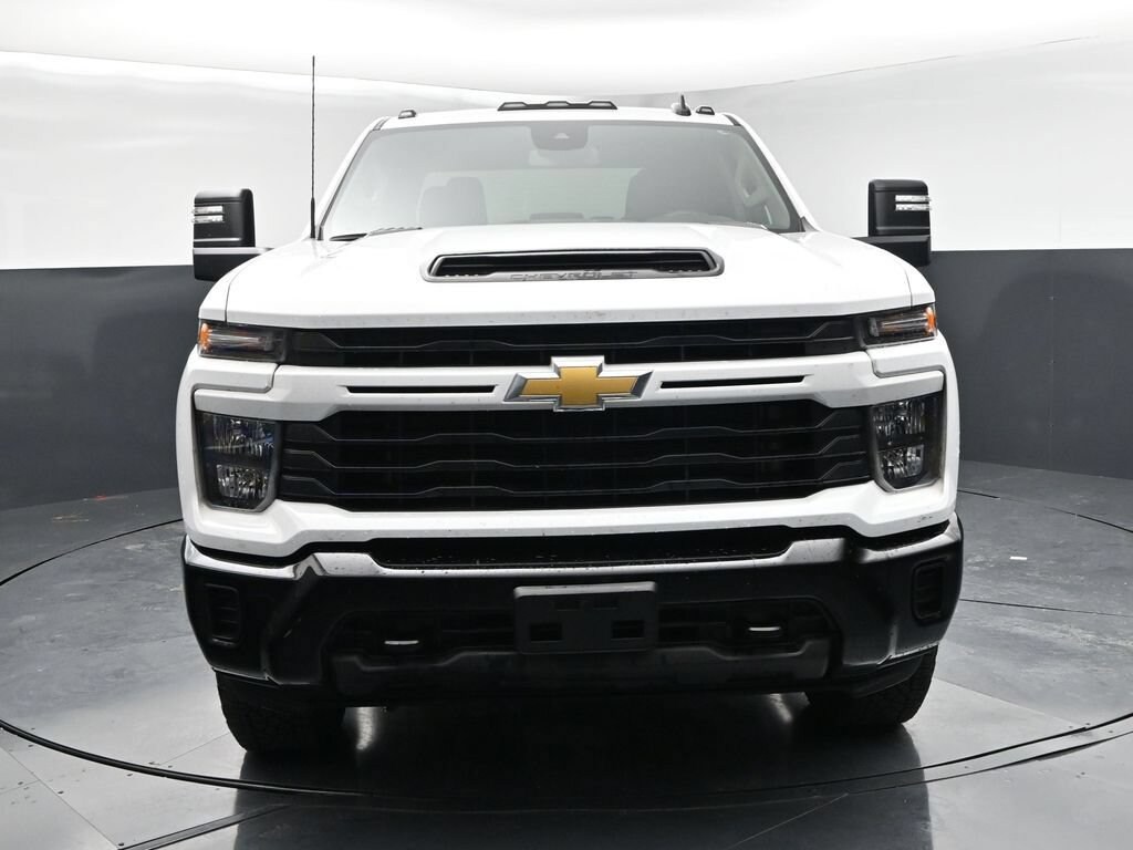 Used 2026 Chevrolet Silverado 2500 HD Custom Truck