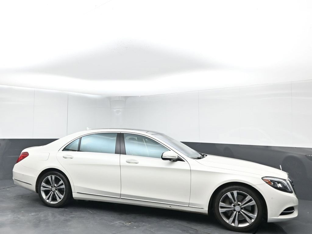 2016 Mercedes-Benz S-Class S550's photo