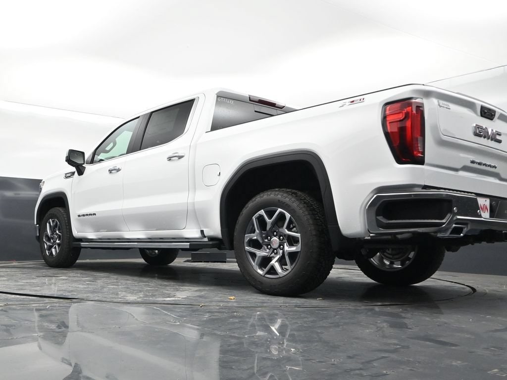2026 GMC Sierra 1500 SLT - Photo 30