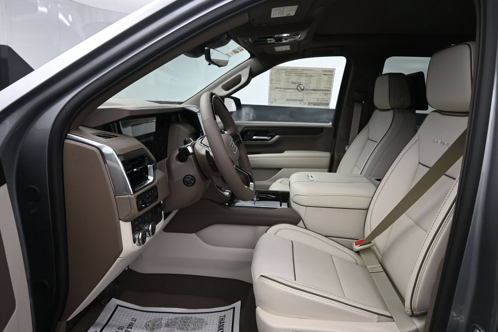 2026 GMC Yukon Denali - Photo 9