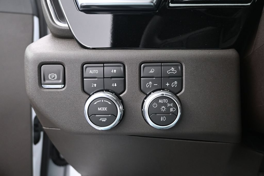2026 GMC Sierra 2500HD SLT - Photo 17