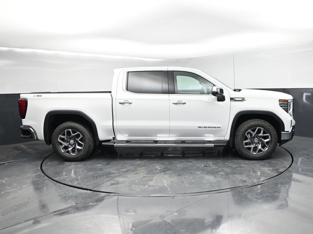 2026 GMC Sierra 1500 SLT - Photo 6