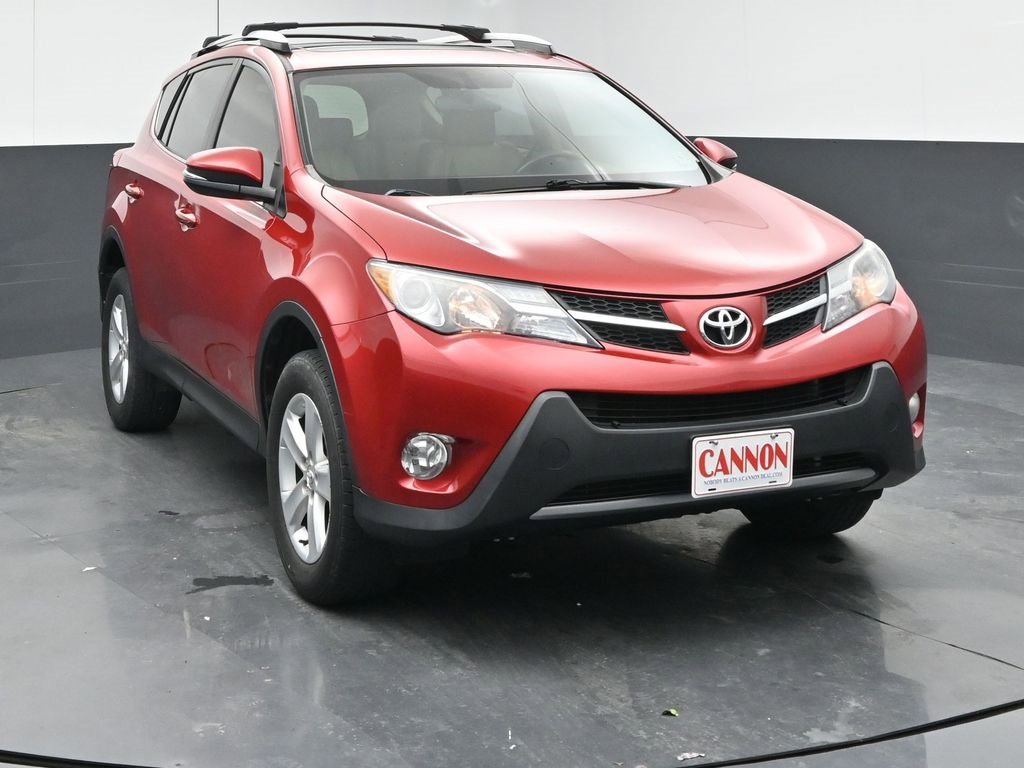 Used 2013 Toyota RAV4 XLE with VIN JTMWFREV4DD014662 for sale in West Point, MS