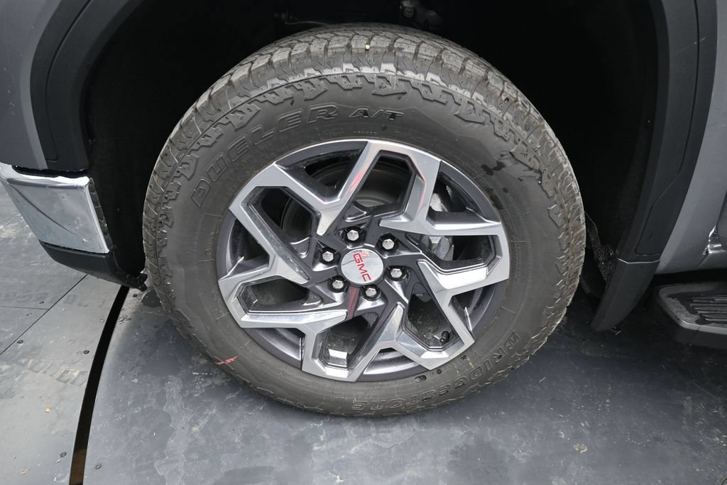2026 GMC Sierra 1500 SLT - Photo 19