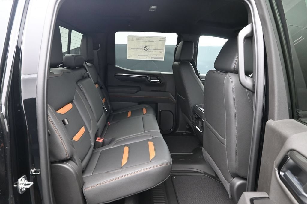 2026 GMC Sierra 1500 AT4 - Photo 11