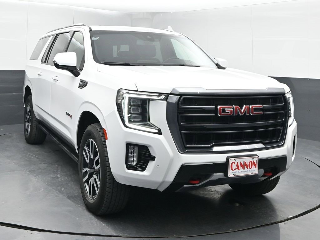 2022 Gmc Yukon XL AT4 photo 2
