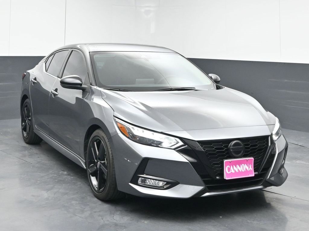 2023 Nissan Sentra SR photo 2
