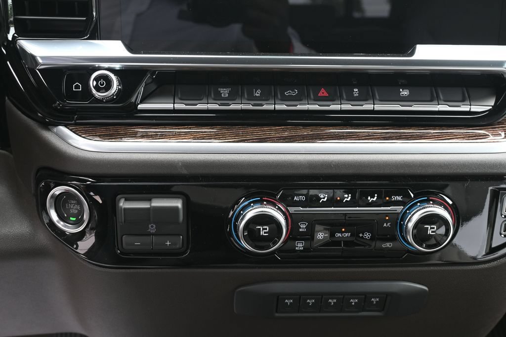 2026 GMC Sierra 3500HD SLE - Photo 10