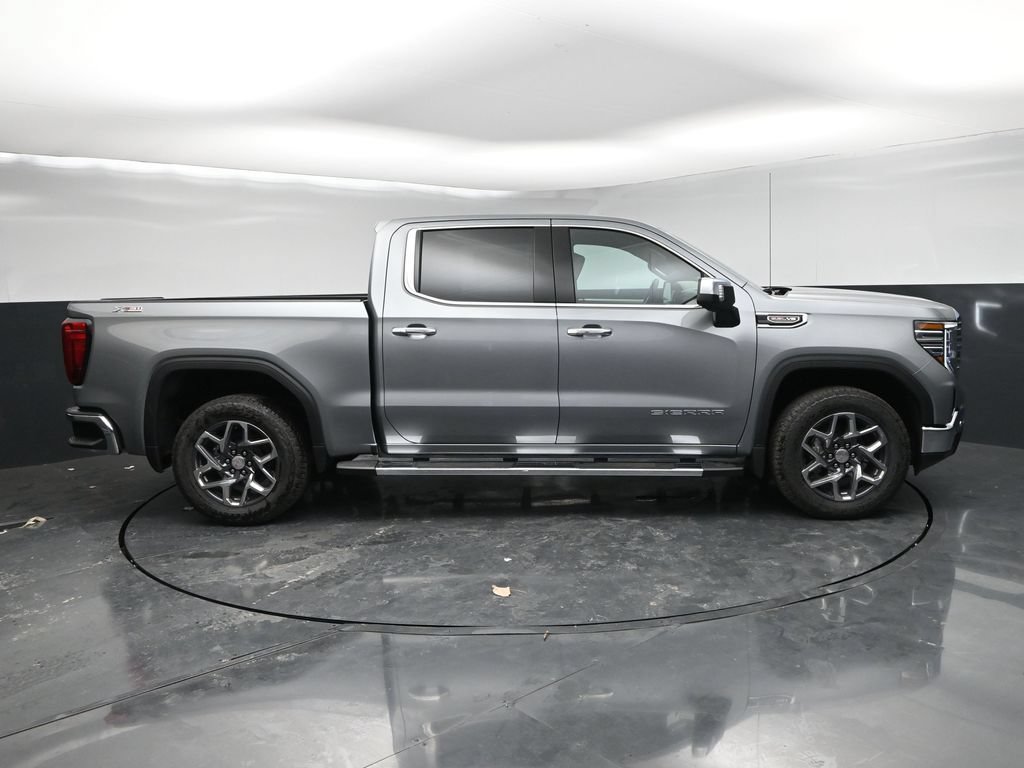 2026 GMC Sierra 1500 SLT - Photo 8