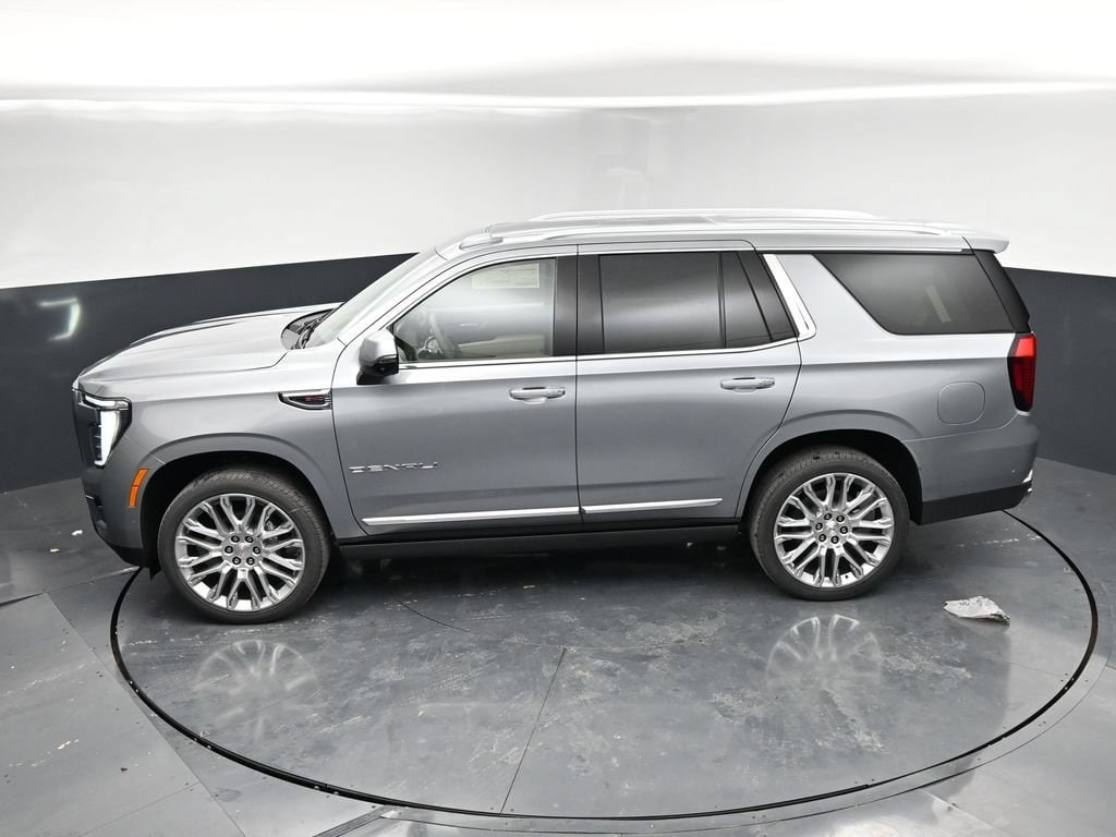 2026 GMC Yukon Denali - Photo 24