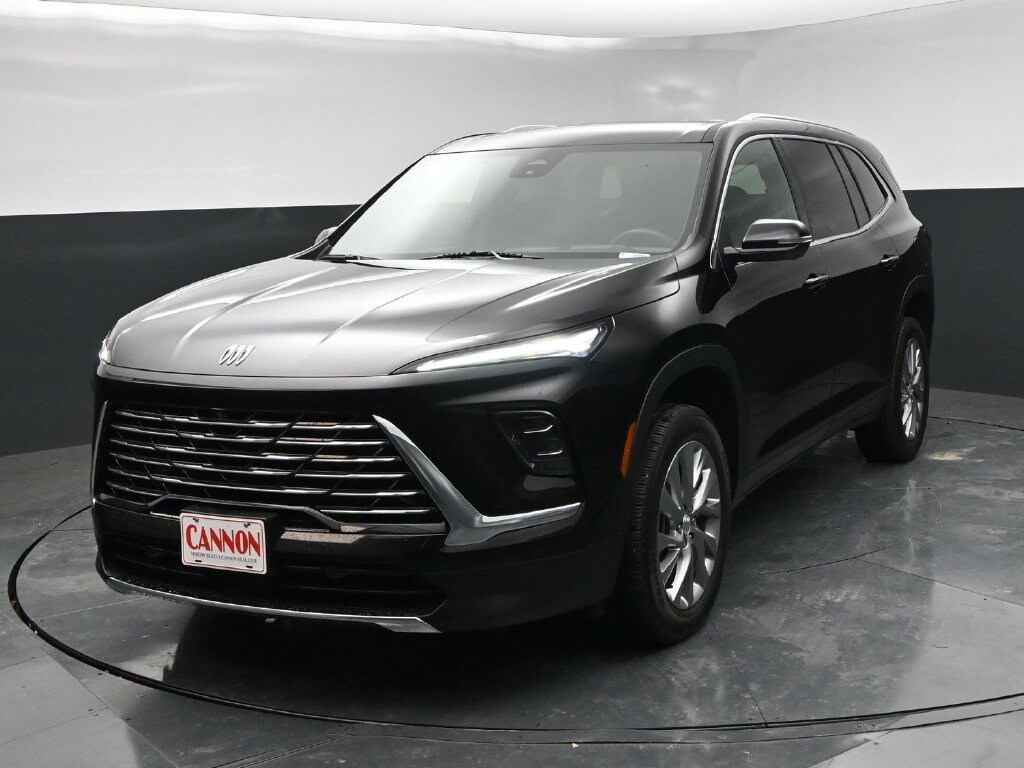Used 2025 Buick Enclave Preferred SUV
