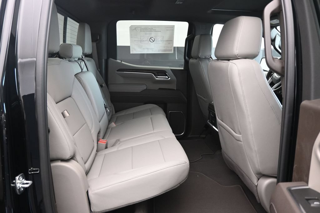 2026 GMC Sierra 1500 SLT - Photo 11