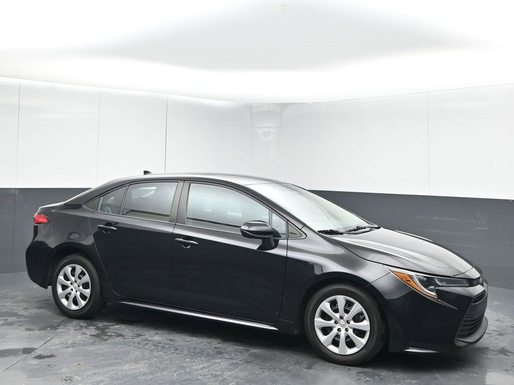 Used 2023 Toyota Corolla LE